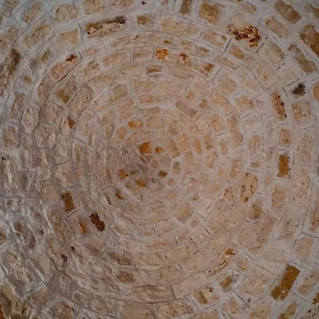 Hill Trull - Typical Apulian House * 莫诺波利